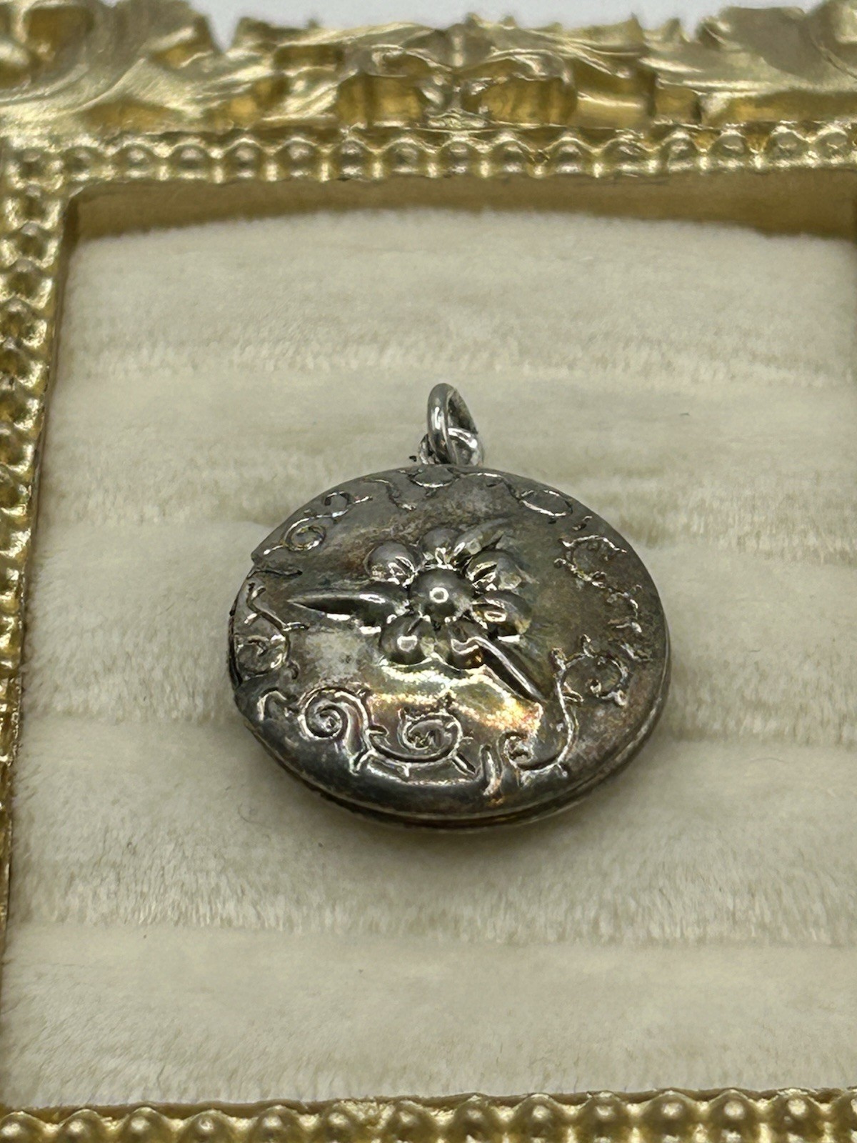 Vintage Round Locket Pendant Floral Etched Silver Tone Photo Charm Cottagecore