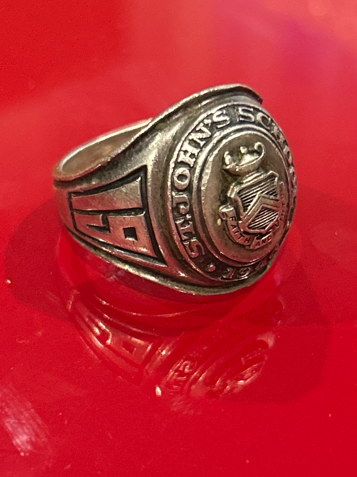 Vintage 1991 St. John’s School Houston Sterling Silver Class Ring 14g Size 8