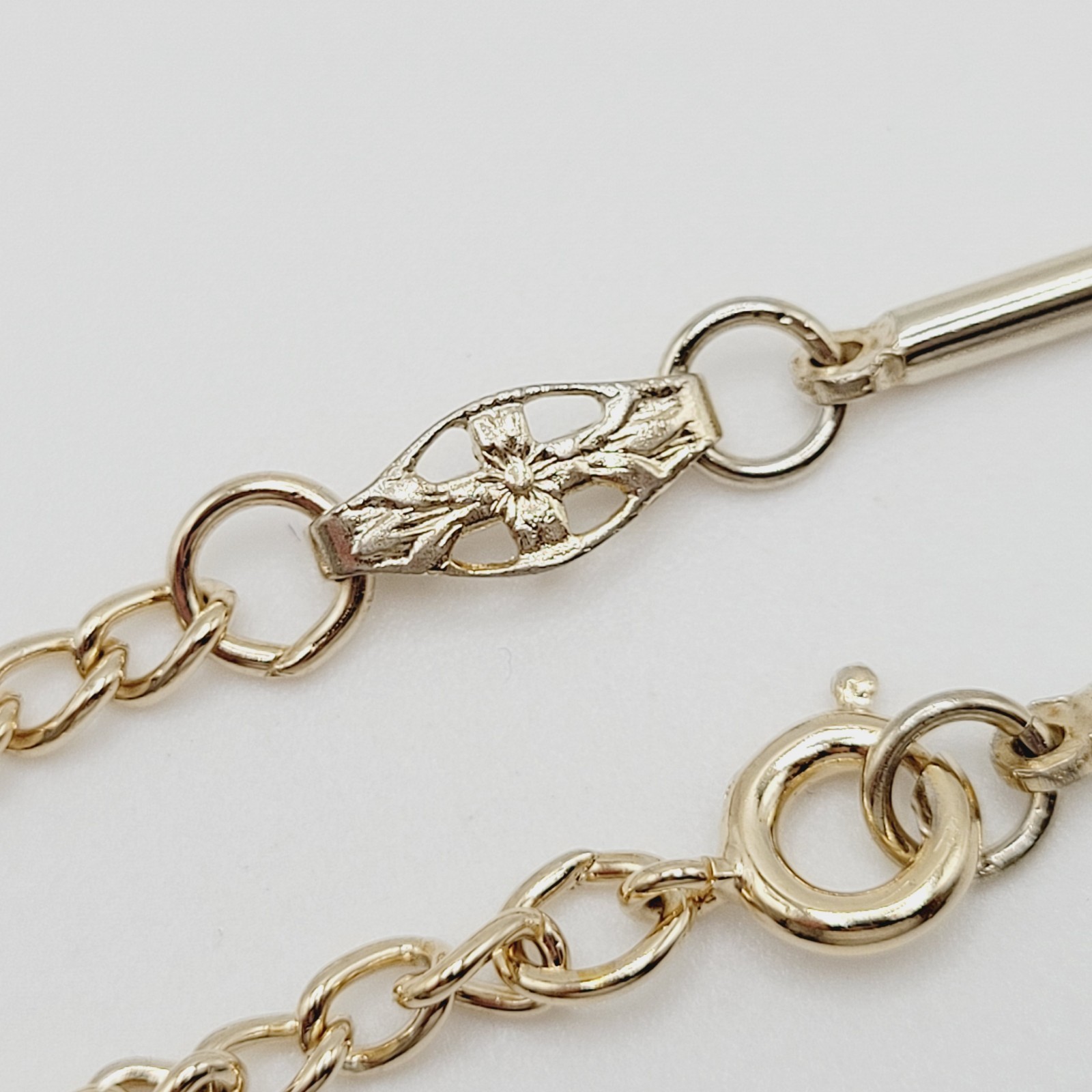 Classic Tubular Bar Elongated Links Shiny Gold Tone Vintage Necklace 19.5 inch