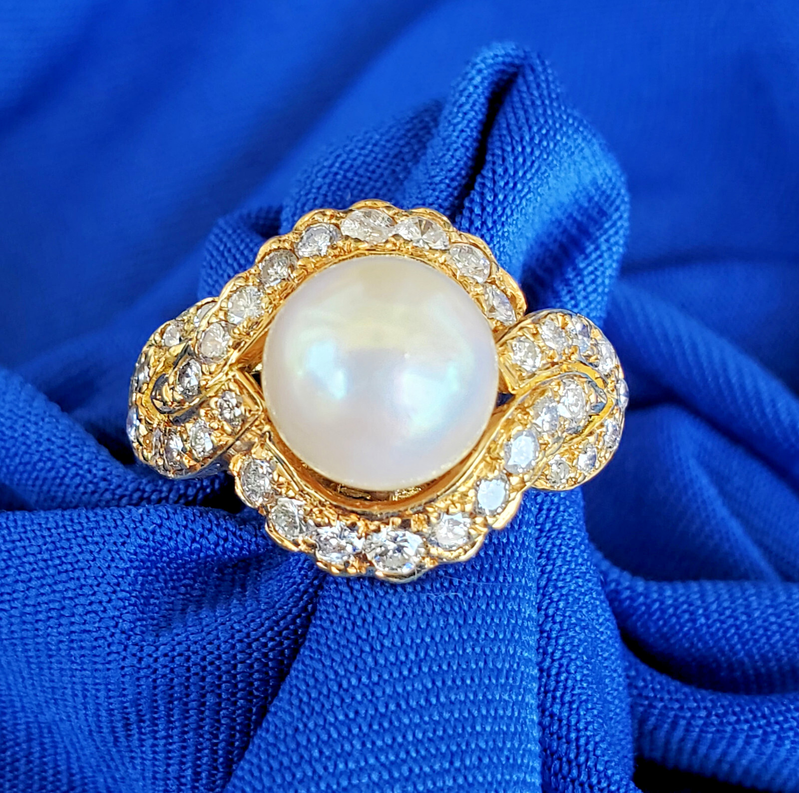 Original EARTH MINED DIAMOND Pearl Deco Engagement Ring Statement SOLID 18K GOLD