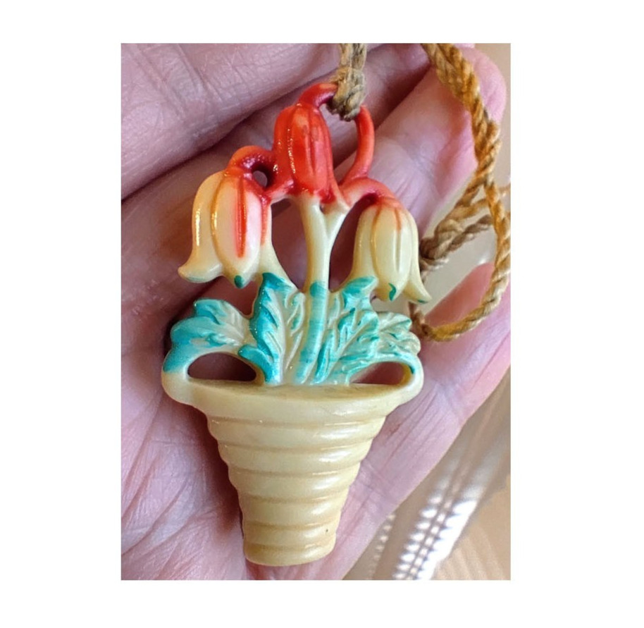 VTG 1930s Celluloid Hand-Painted 2″ Pendant Flower Basket Art Deco Necklace