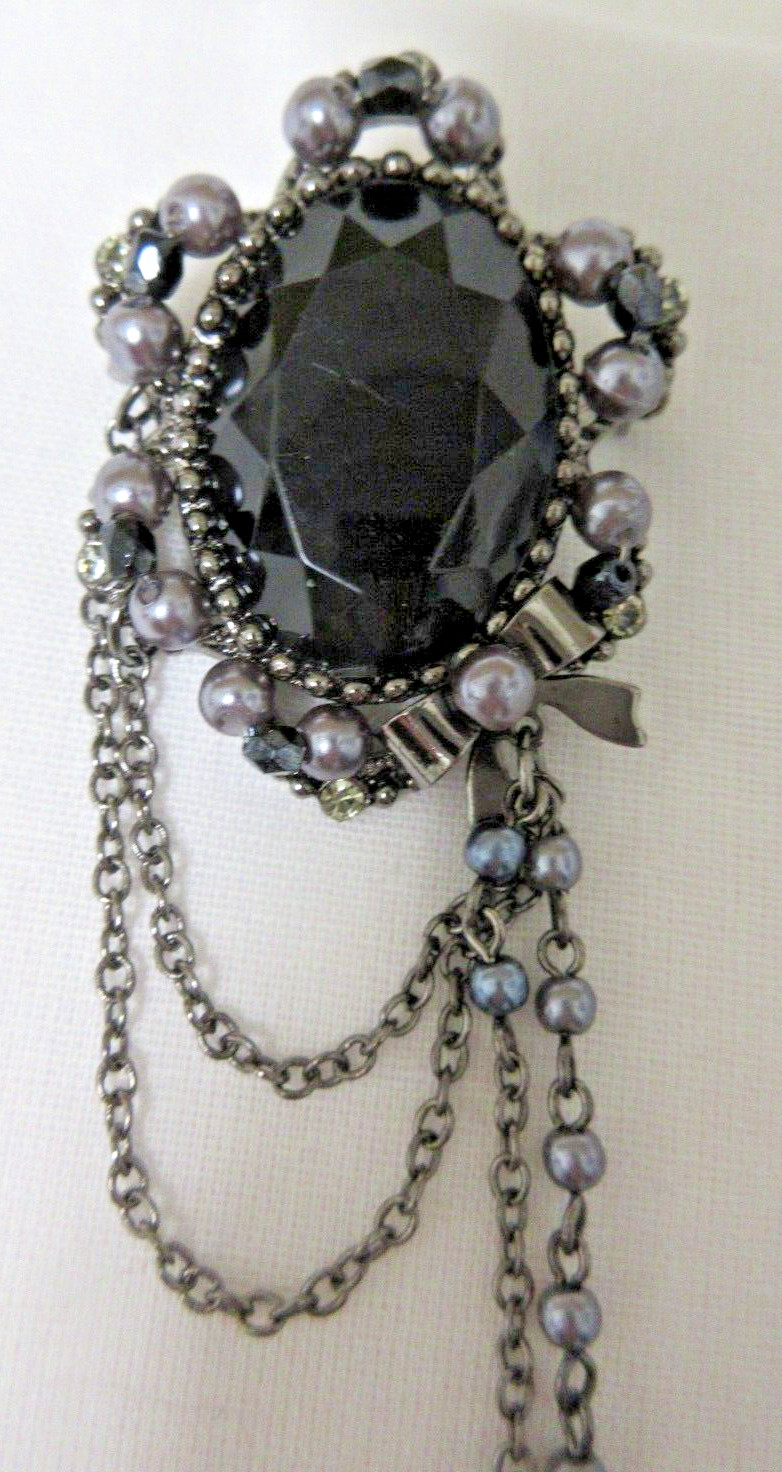 Vintage Dark Metal Black Faceted Glass, Grey Faux Pearl & Rhinestone Brooch