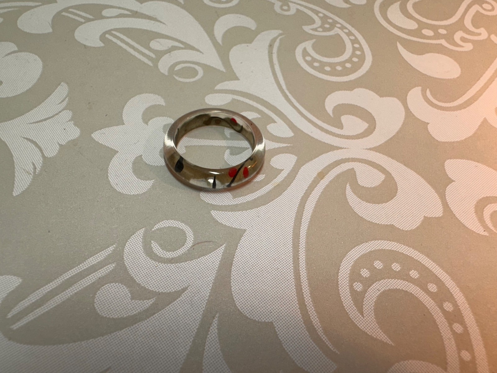 Thin Lucite Band Ring Red and Black Abstract Design Size 7.5