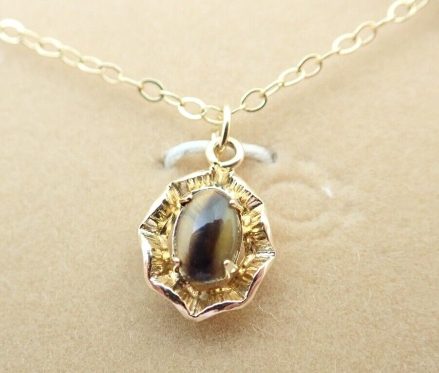 Vintage Gold Filled Tigers Eye Cabochon Ruffled Edge Pendant Necklace NOS