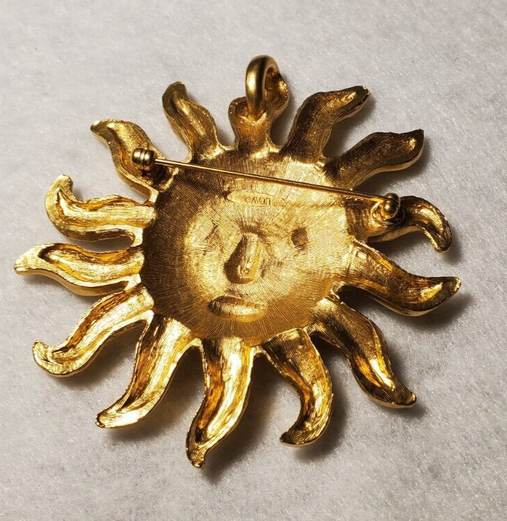 Yellow Gold & Crystal Rhinestone Aztec Sun God Brooch Avon Vintage 1974 Zodiac