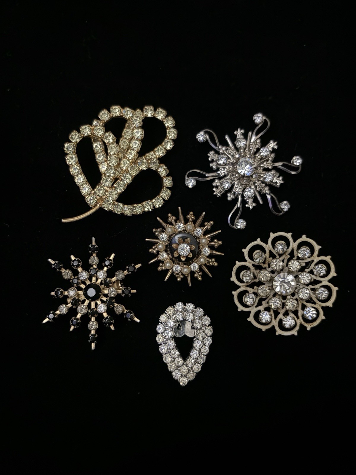 Vintage Lot Of 6 Rhinestone Brooches Unsigned All Wearable Estate Jewelry