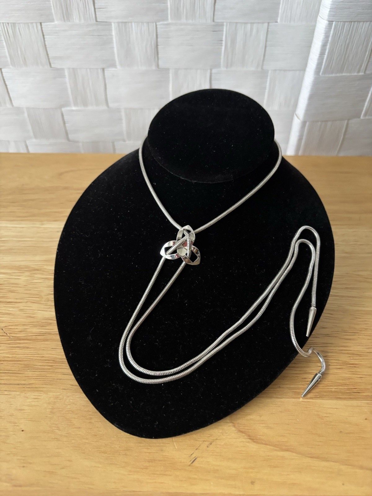 Vintage Sarah Coventry Silver Tone Lariat Tassel Snake Chain Necklace