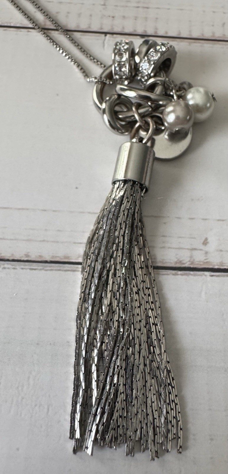 Vintage Loft Silvertone Tassel Pendant On Silvertone Chain 32”