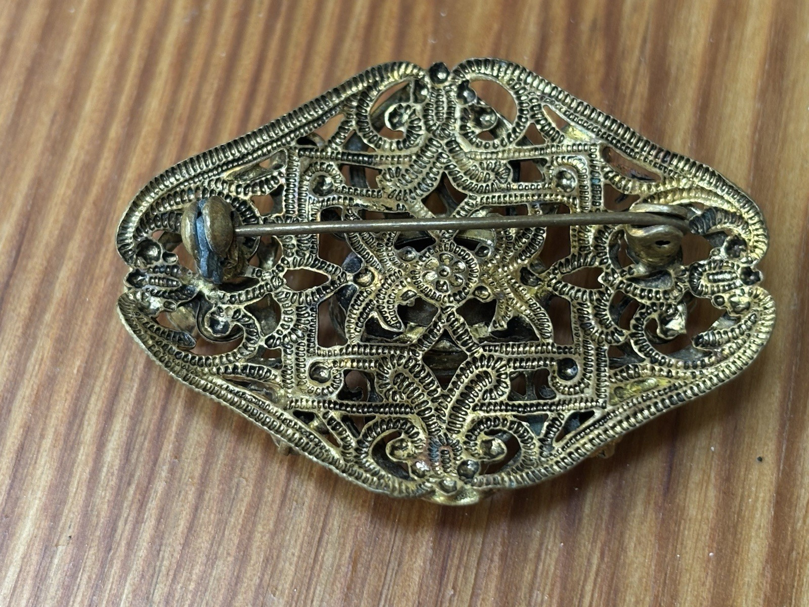 Vintage Art Deco Gold Tone Filigree Amber & Yellow Rhinestone Brooch 1 3/4″