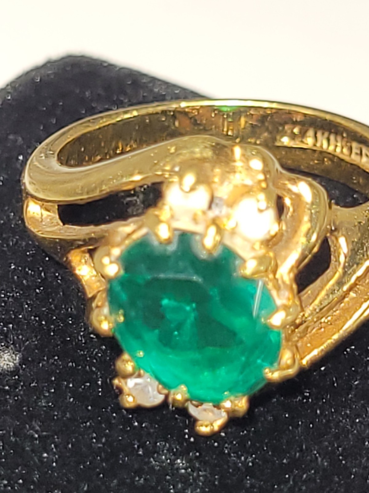 Vintage 14KGE Plate Imitation Emerald Solitaire Clear Stone Accents Fashion Ring