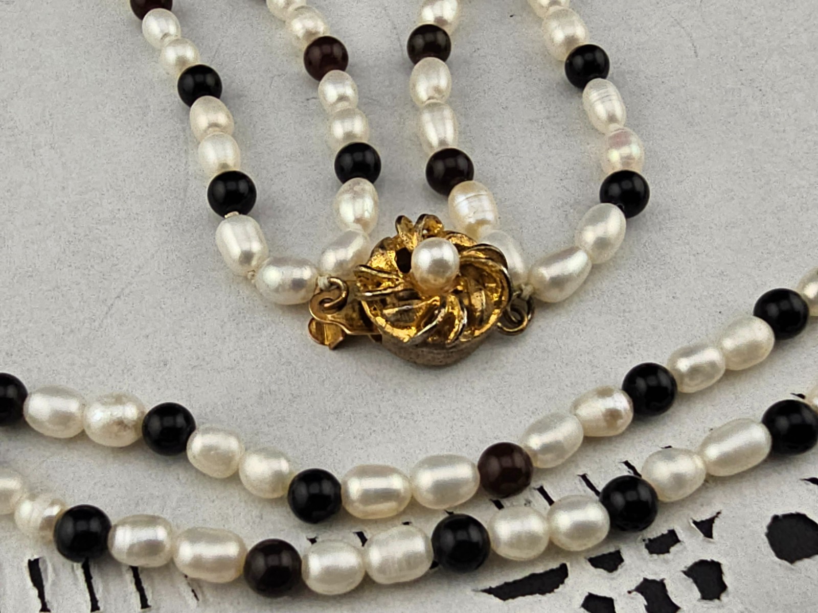 Vintage Rice Pearl Garnet 2 Strand 20″ Necklace