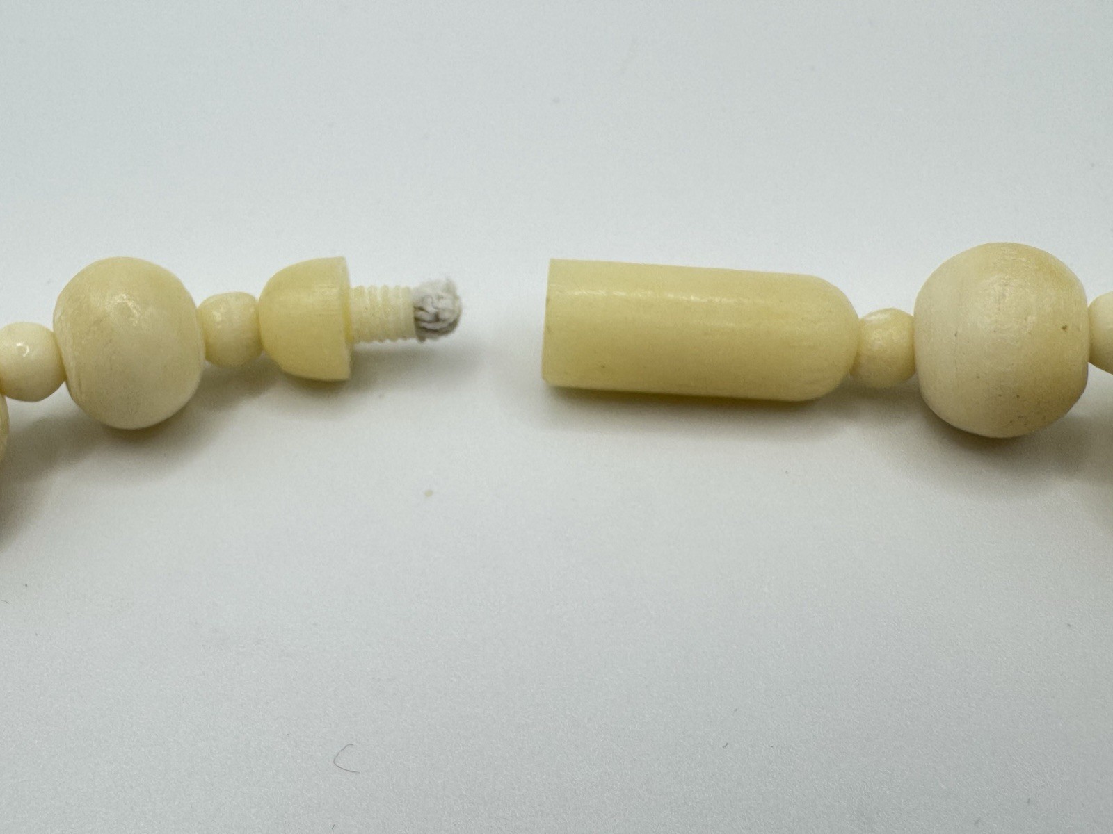 Vintage Antique Bovine Bone Beads Hand Carved Beaded Barrel Closure Necklace 31”