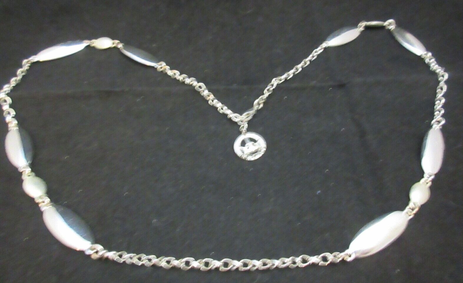 Trifari Signed More Modern Decorative Chain Necklace Silver Tone Ovals 26″ Long