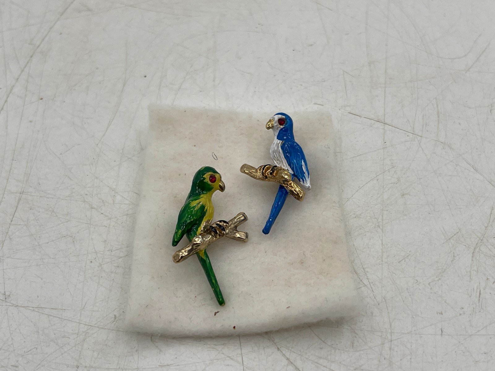 2 Vintage Enamel Parrot Brooch See Pictures