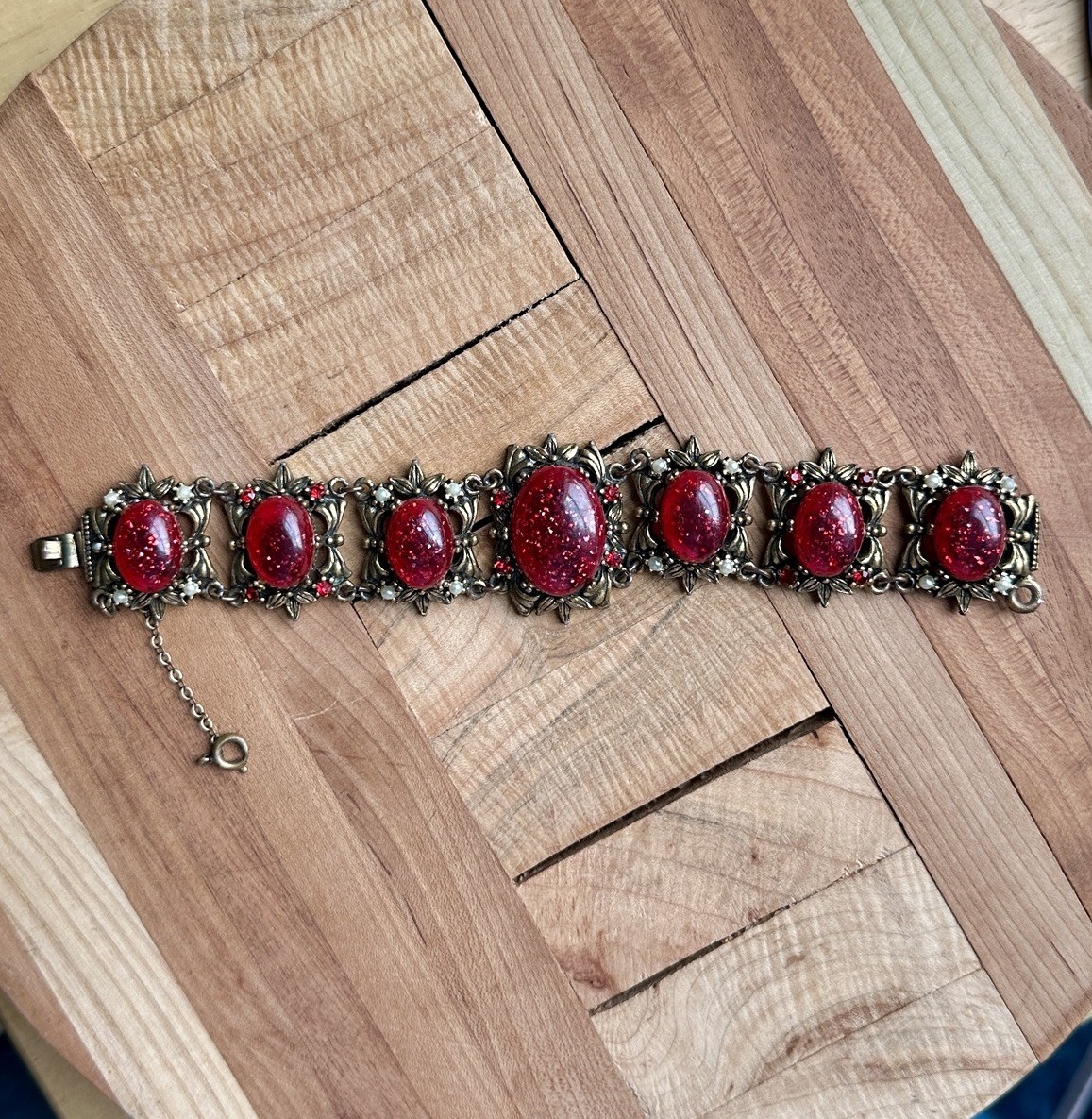 VTG 1950s-60s Victorian Revival Bracelet 6.75 Inch Red Confetti Acrylic Flowers