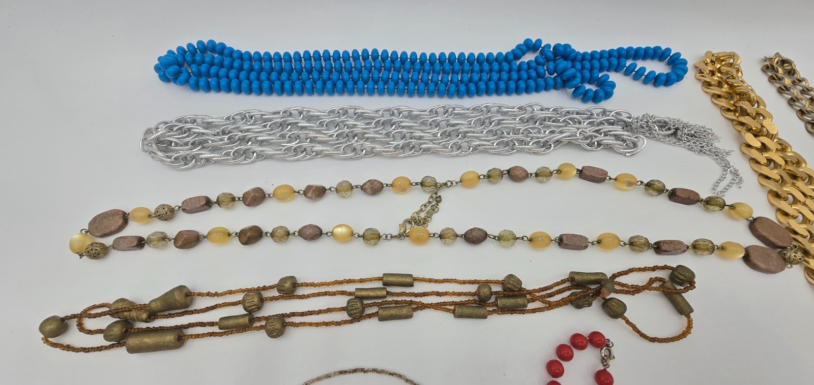 Lot of 15 Vintage Assorted Styles Necklaces Costume Jewelry Sizes Sm/Med/Lrg