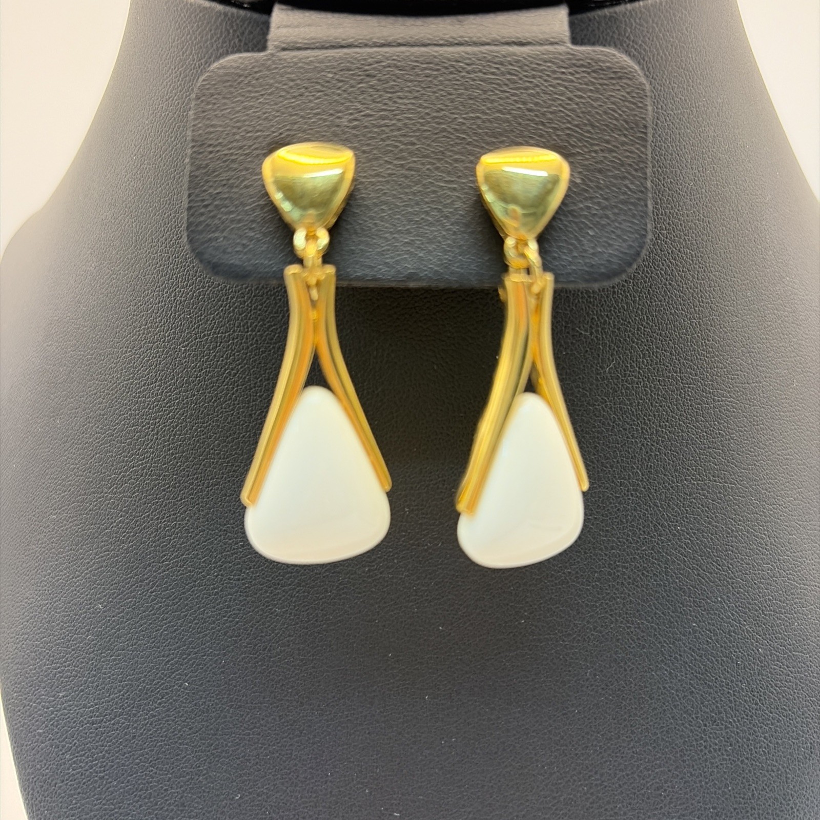 Vintage Crown Trifari Dangle Gold Tone White Clip On Earrings, Elegant 1 1/2”