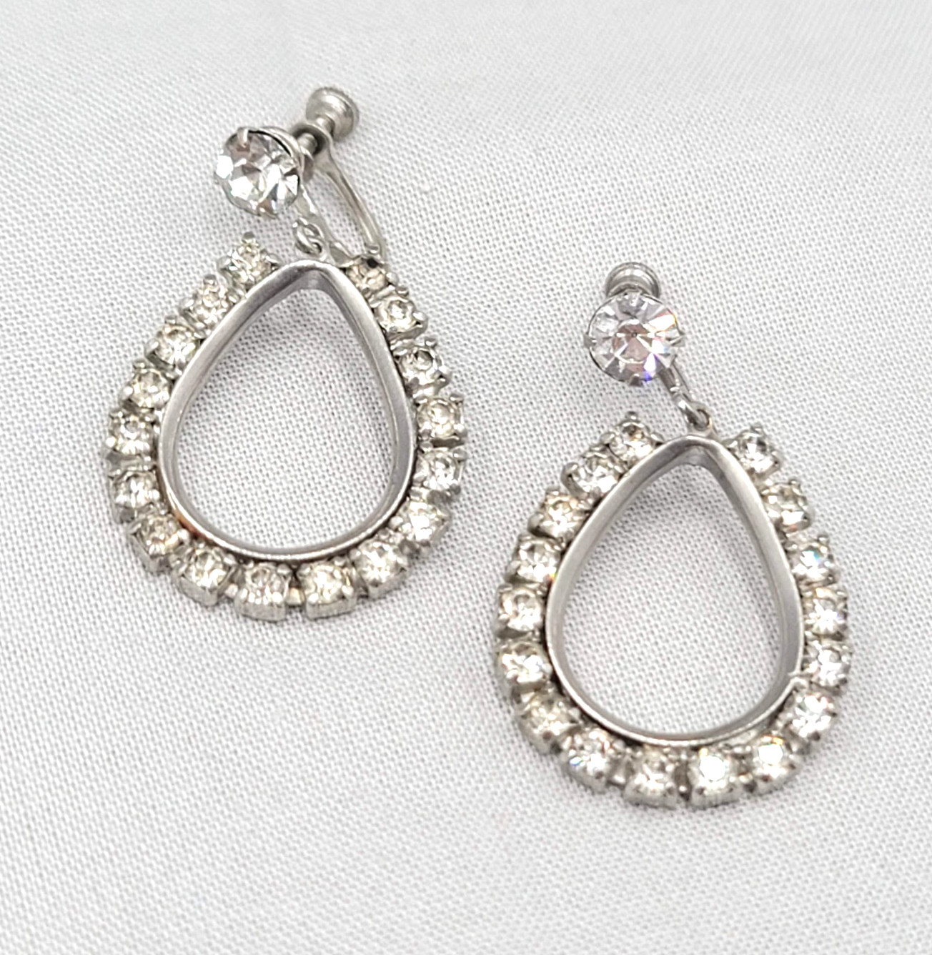 Vintage Open Dangle Clear Rhinestone Clip on Earrings Silver tone Screw Back 1.5