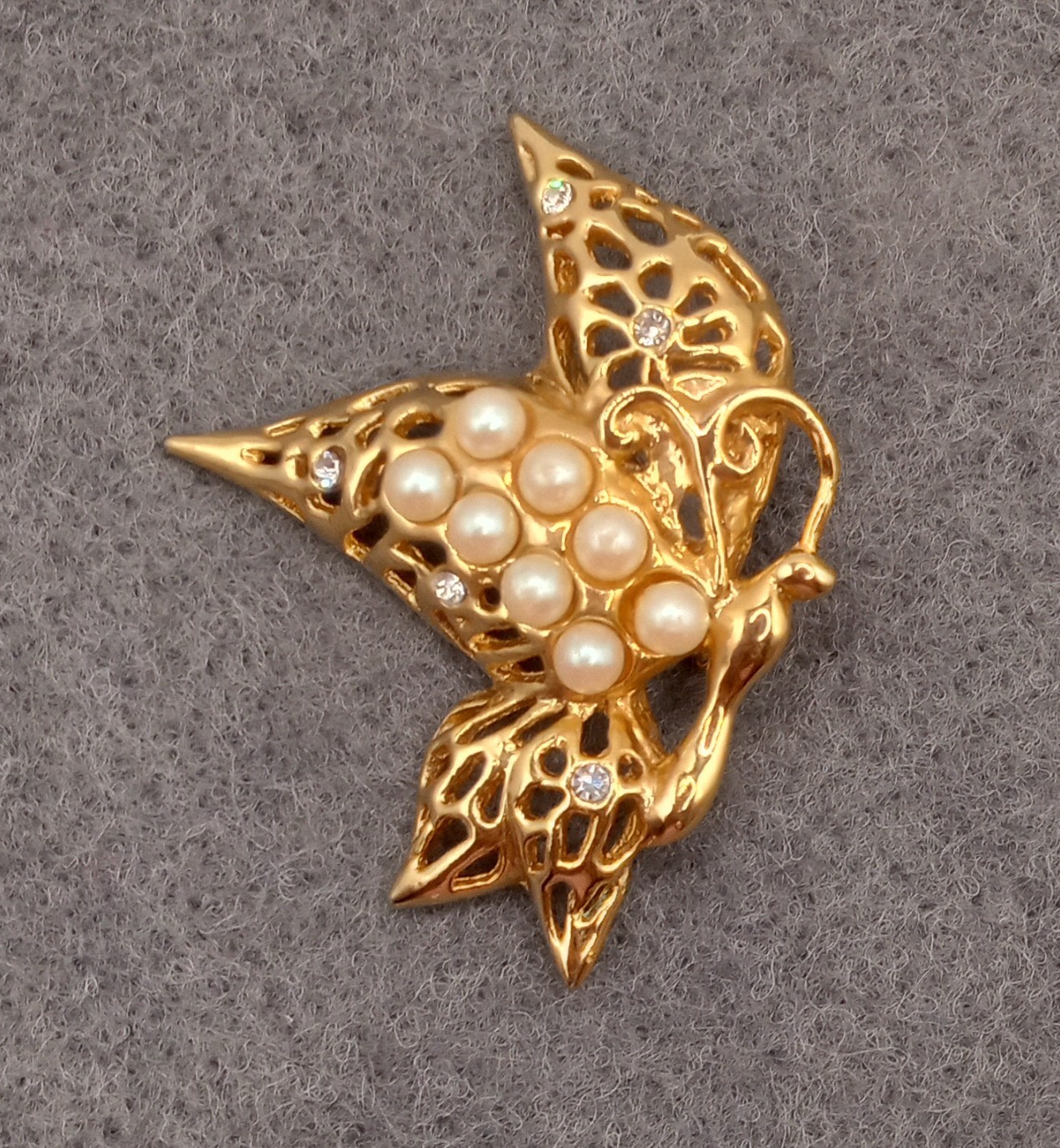 Filigree Butterfly brooch, Faux Pearls, Rhinestones, Vintage Gold Tone