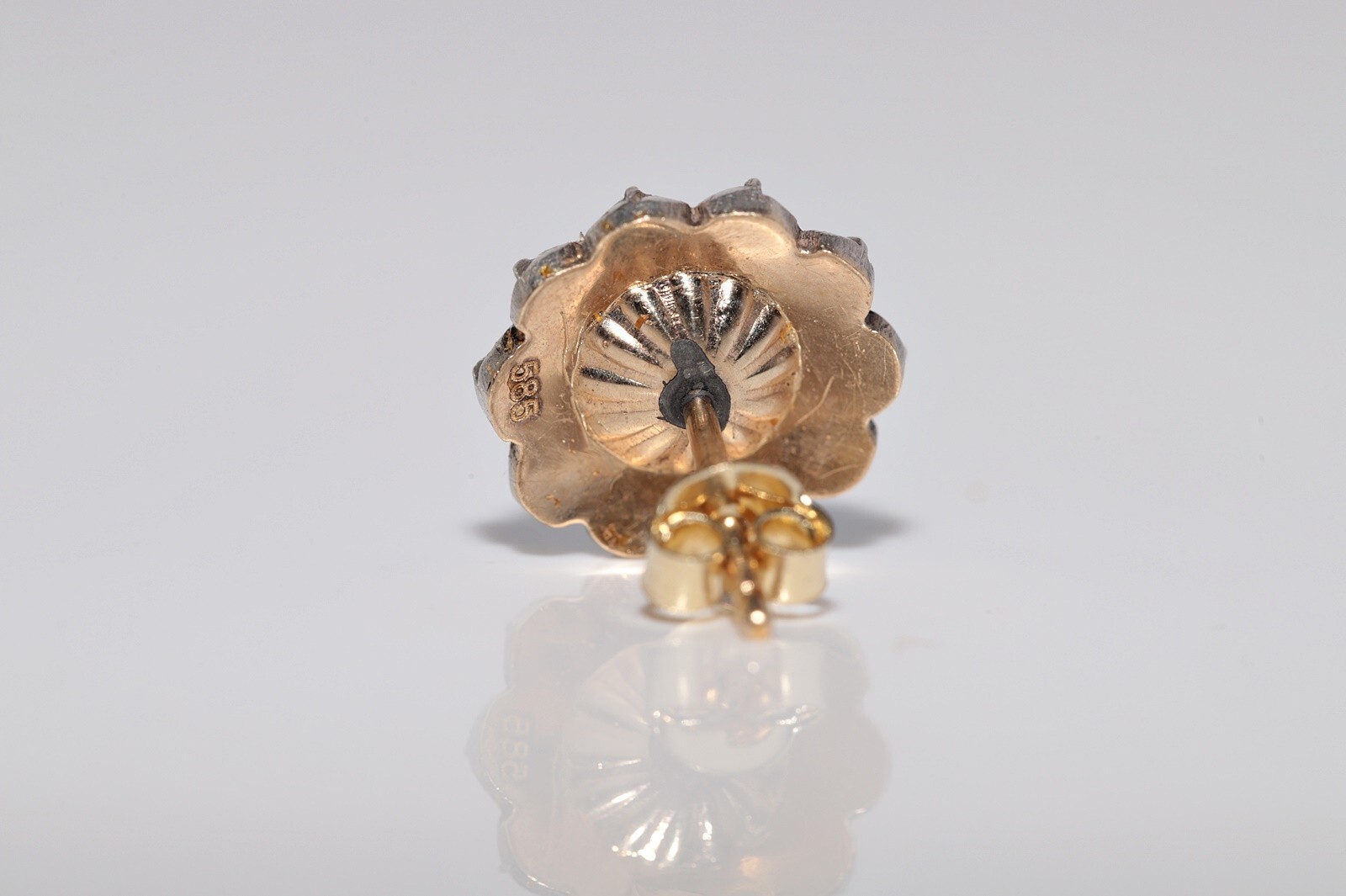 Antique Circa 1900s 14k Gold Top Silver Natural Rose Cut Diamond Earring