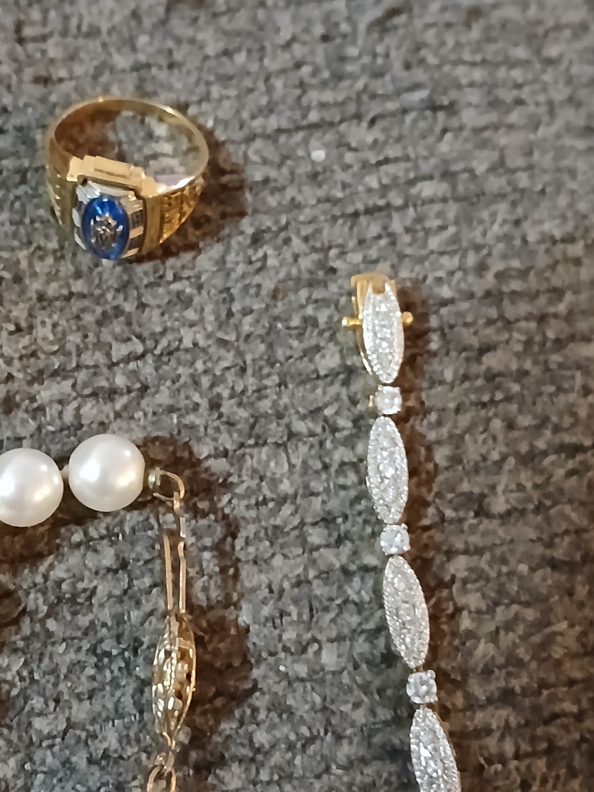 Lot of vintage jewelry, 10 k wg, 925, Victorian gold fill, 8 various pieces