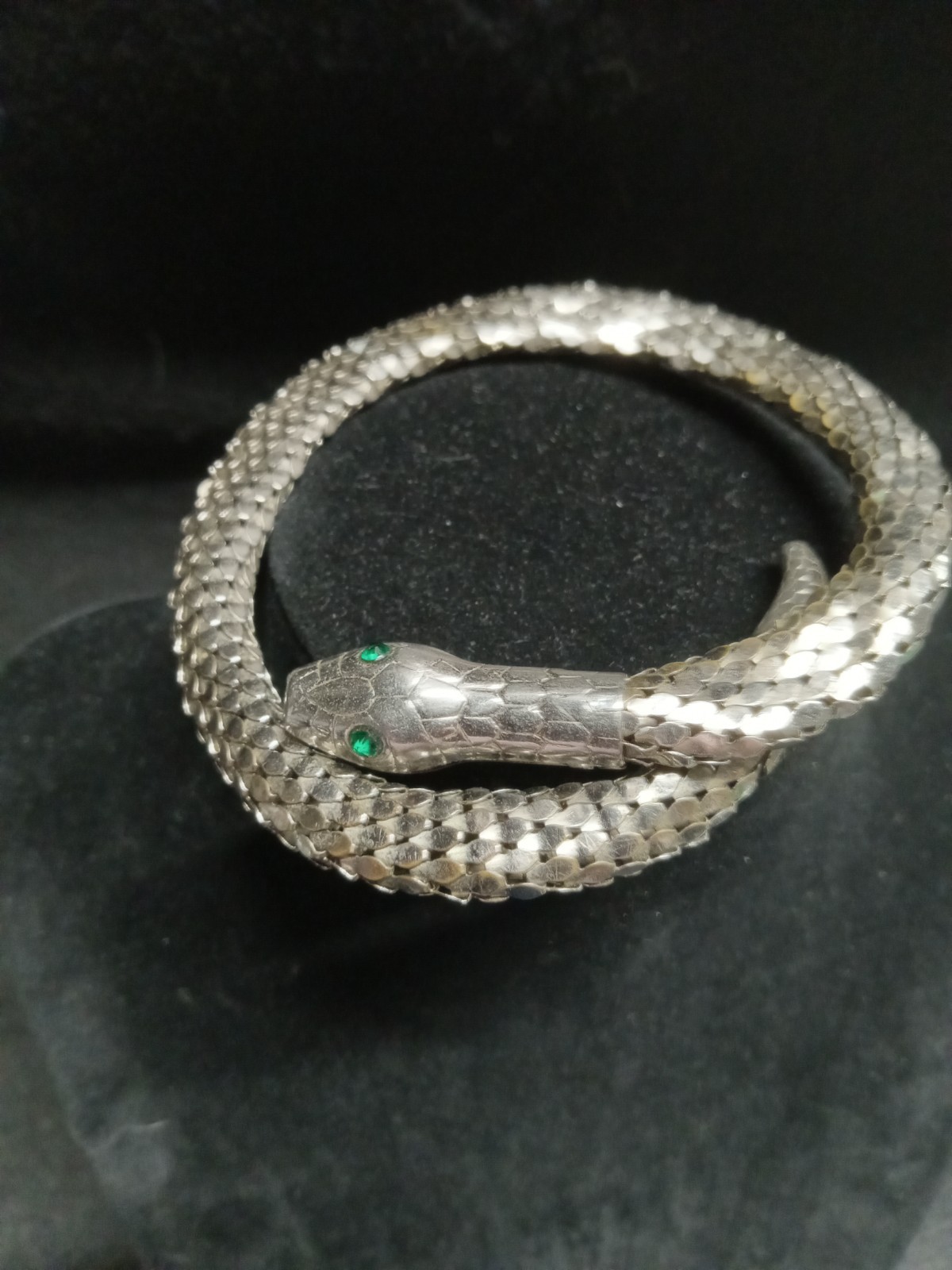 Vtg Silver Tone Snake Serpent Cobra Green Eyes 1 Coil Mesh Wrap Bangle Bracelet