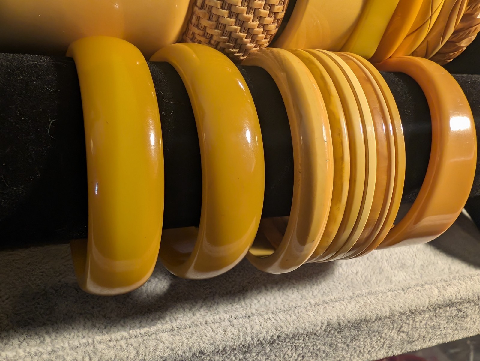 18 Vintage Bakelite Butterscotch – Yellows – Carved – Shaped – Many Tones!