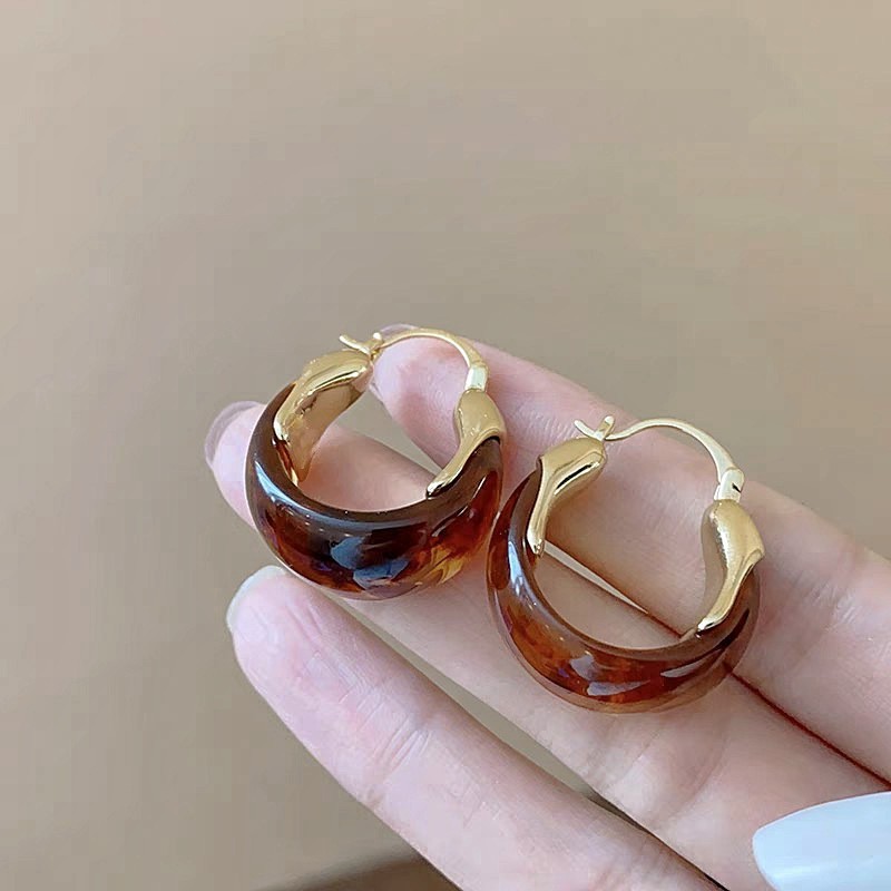 Vintage Amber Brown Resin Earrings, Retro Hong Kong Style,Trendy Women’s Earring