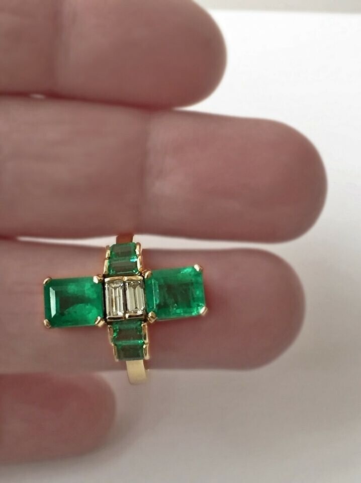 2.80 Ct Green Emerald Art Deco Vintage Engagement Ring 14K Yellow Gold Over