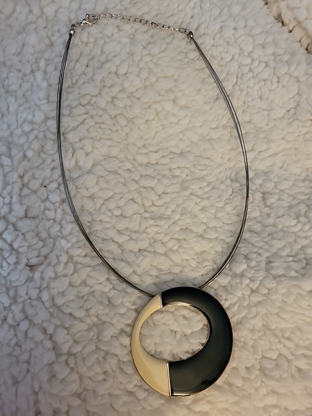 70’s 5 Silver Wire / Cable Necklace With Large Black And White Pendant