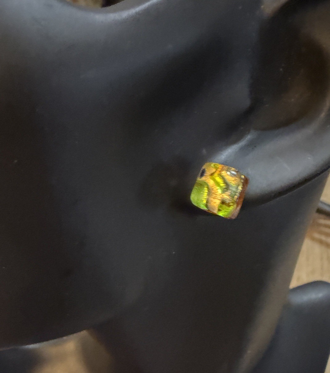 VINTAGE NEON Murano Glass Earrings Green Reflecting Stud Lobe Italian GIFT SEE