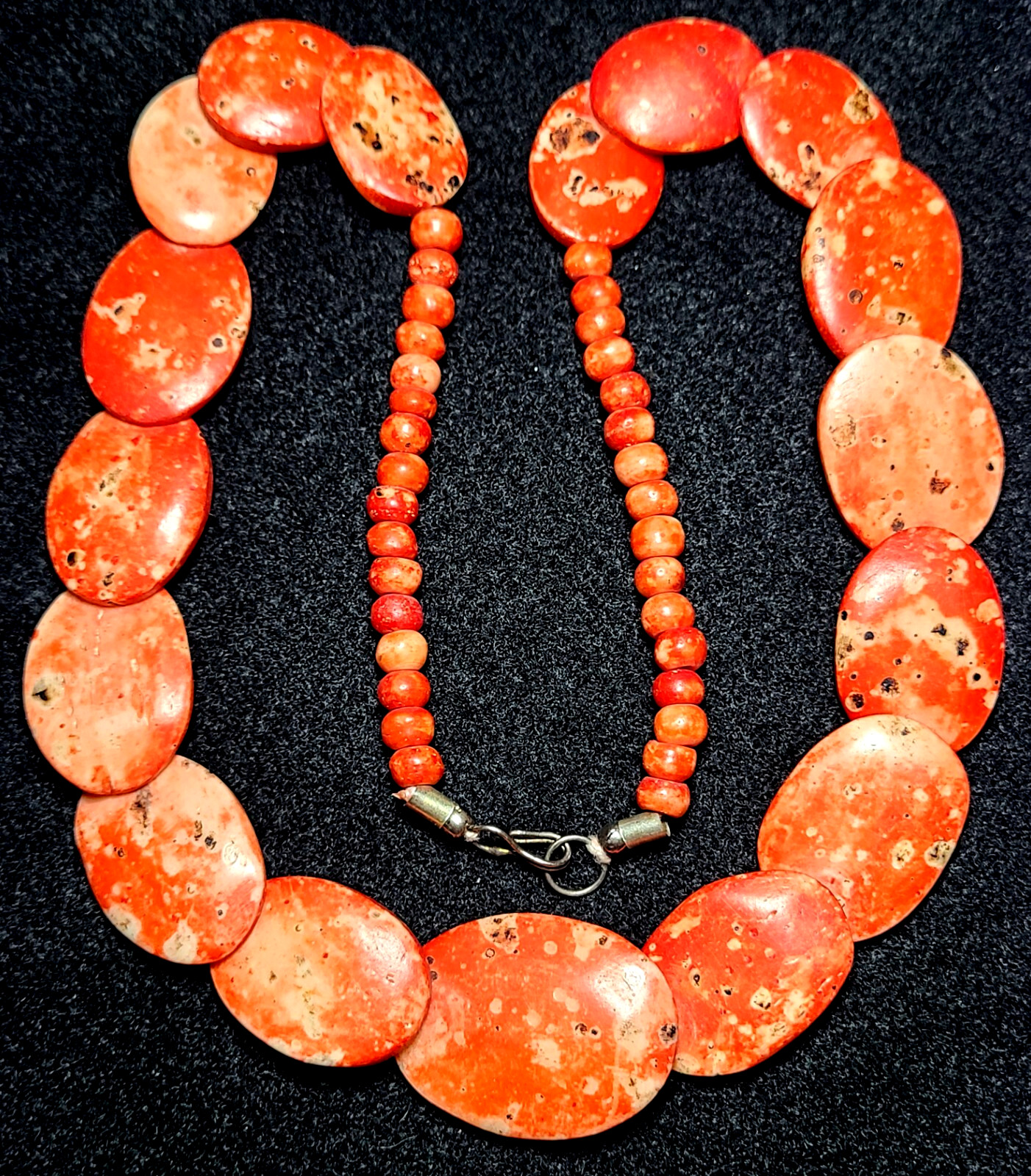 VINTAGE STUNNING SILVER TONE ITALIAN CORAL NECKLACE