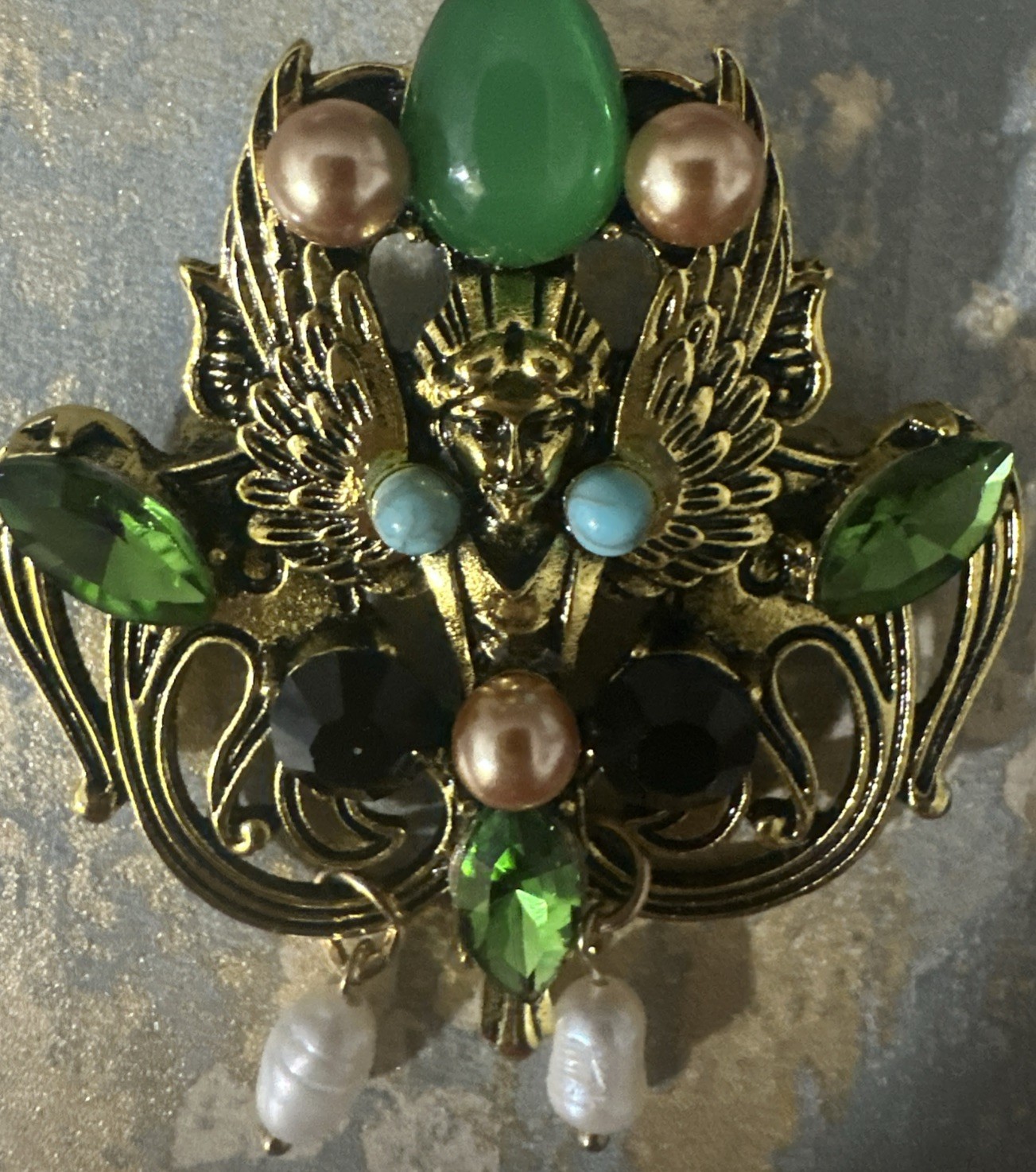 Vintage Fashion Brooch Baroque Pearl Pins Suit Coat Badges Jewelry Accessories