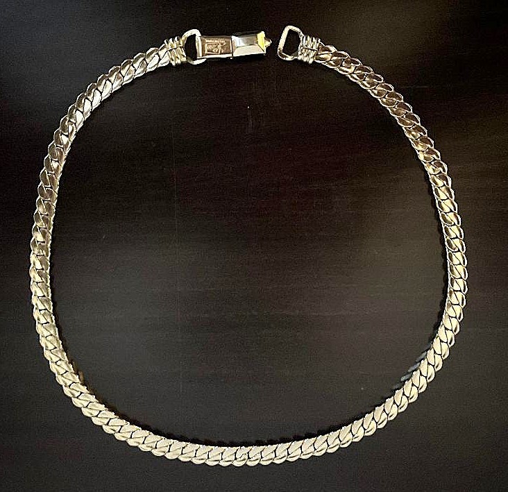 Original Vintage CORO Pegasus Gold Tone Necklace. 15.75″ 1950s. Item #410