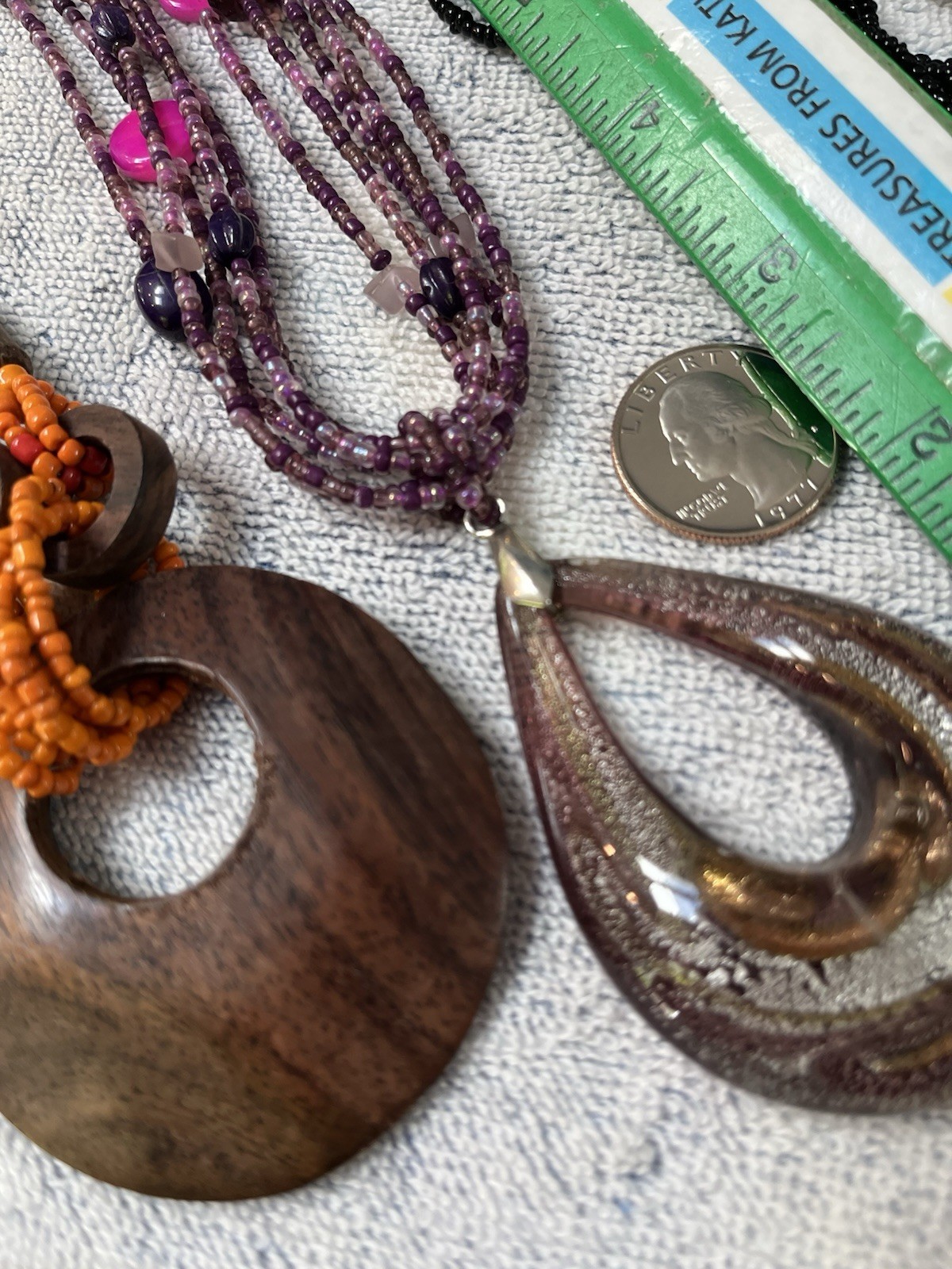 LOT of 13 Seed Bead Necklaces w/Pendants MOP Glass Wood Metal All Wearable