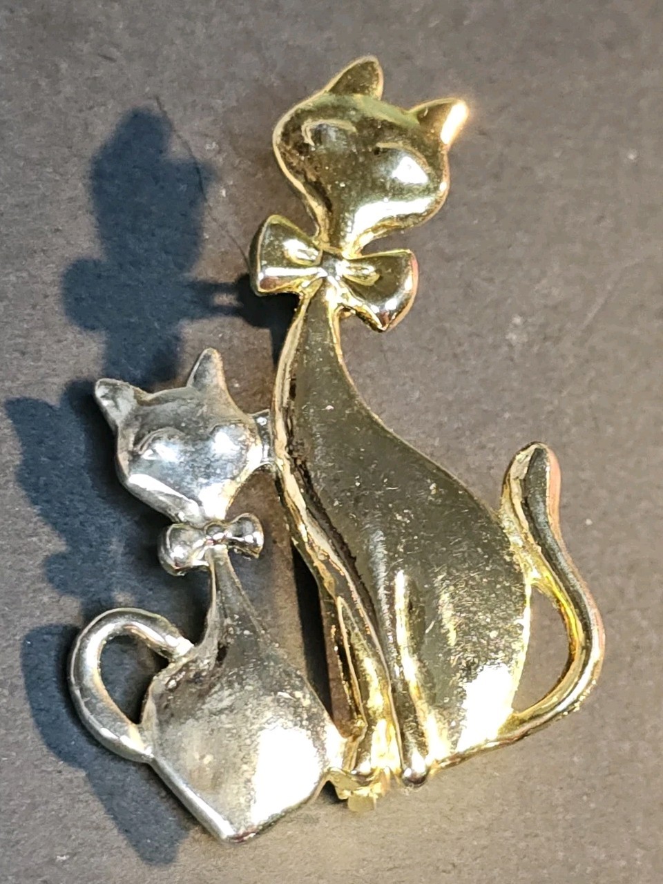 Vintage Brooch Gold Silver Tone Cat Kitten Siamese Mother Baby Pin Feline Love
