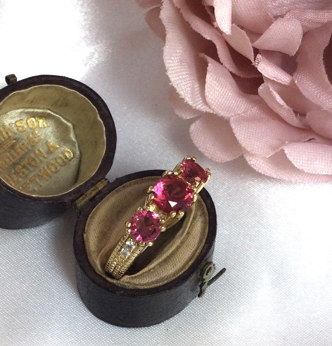 Vintage Jewellery Gold Band Ring Rubies and White Diamonds Antique Deco Jewelry