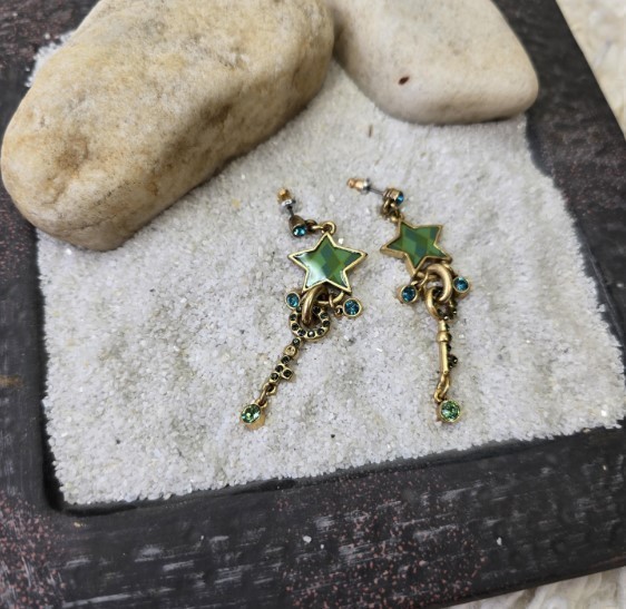 Vintage Pilgrim Danish Dangle Earrings