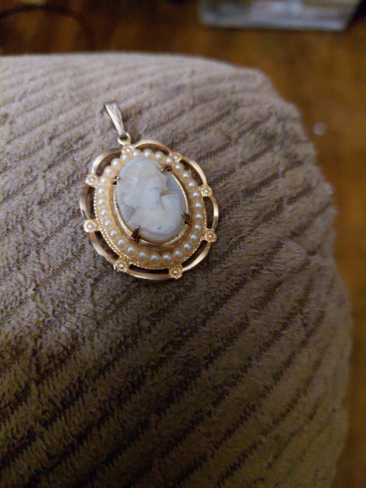 Antique gold cameo with seed pearls necklace Charm