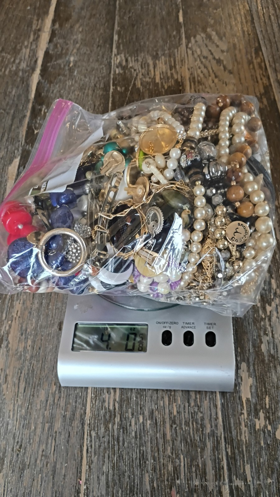 jewelry lot vintage.. mixed items from vintage to modern .