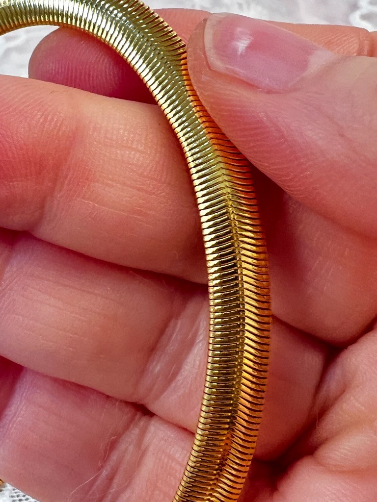 Vintage Gorgeous Gold Tone Snake Chain Approx 16″ Stainless Steel Milor