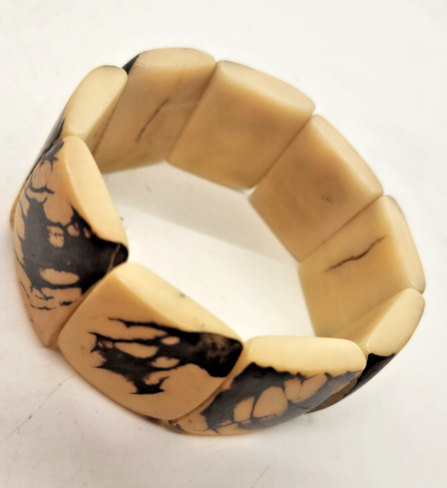 Vintage African Handcrafted Stretch Bracelet Cream & Black Resin/Bone Tribal
