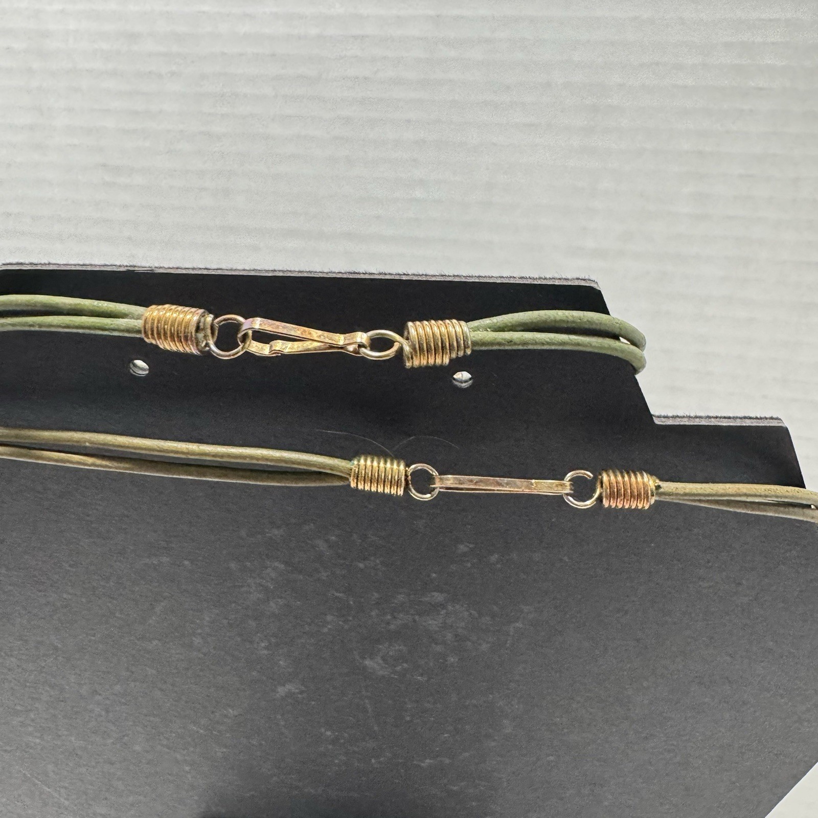 Vtge Handcrafted Necklace & Bracelet Set, Gold Tone & Natural Stones Turquoise??
