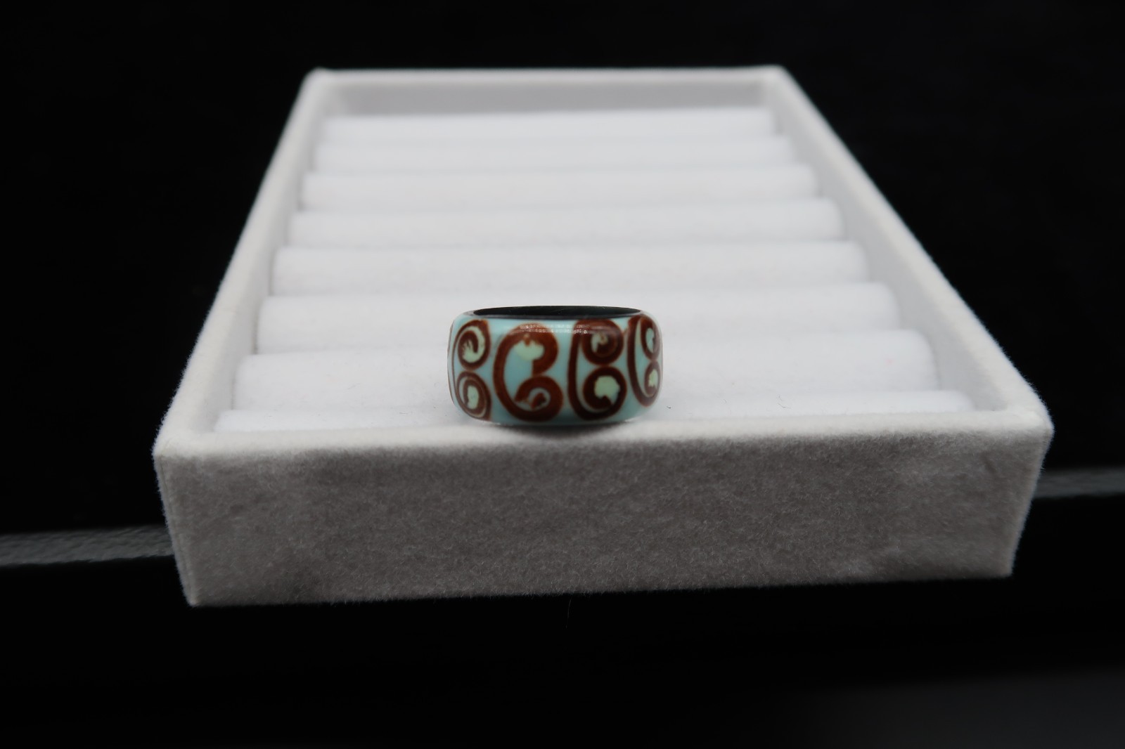 Vtg Enamel Over Acrylic Resin Ring Robin Egg Blue w/ Brown Swirl Accents Pretty