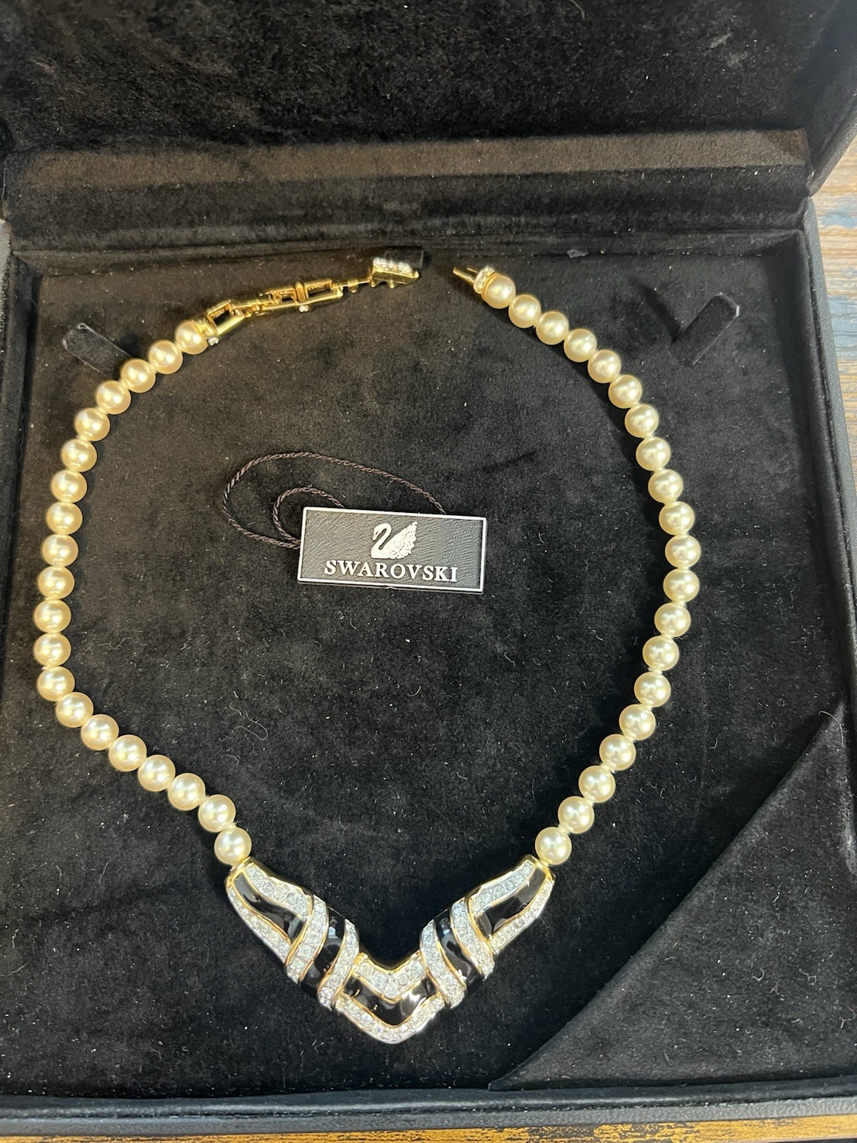 SWAROVSKI Pearl Glass Bead Black Enamel & Crystal Chevron Necklace Swan Logo