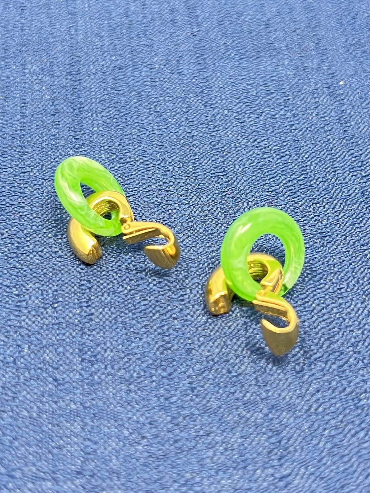 Vintage Crown Trifari Gold Clip Earrings Faux Jade Hoops Interlocking US SELLER