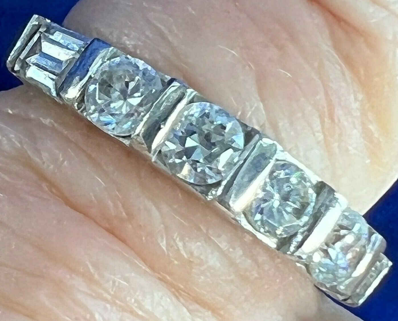 STERLING SILVER 0.925 WHITE quartz STACKABLE ESTATE 1/8″ BAND RING SIZE 7.25