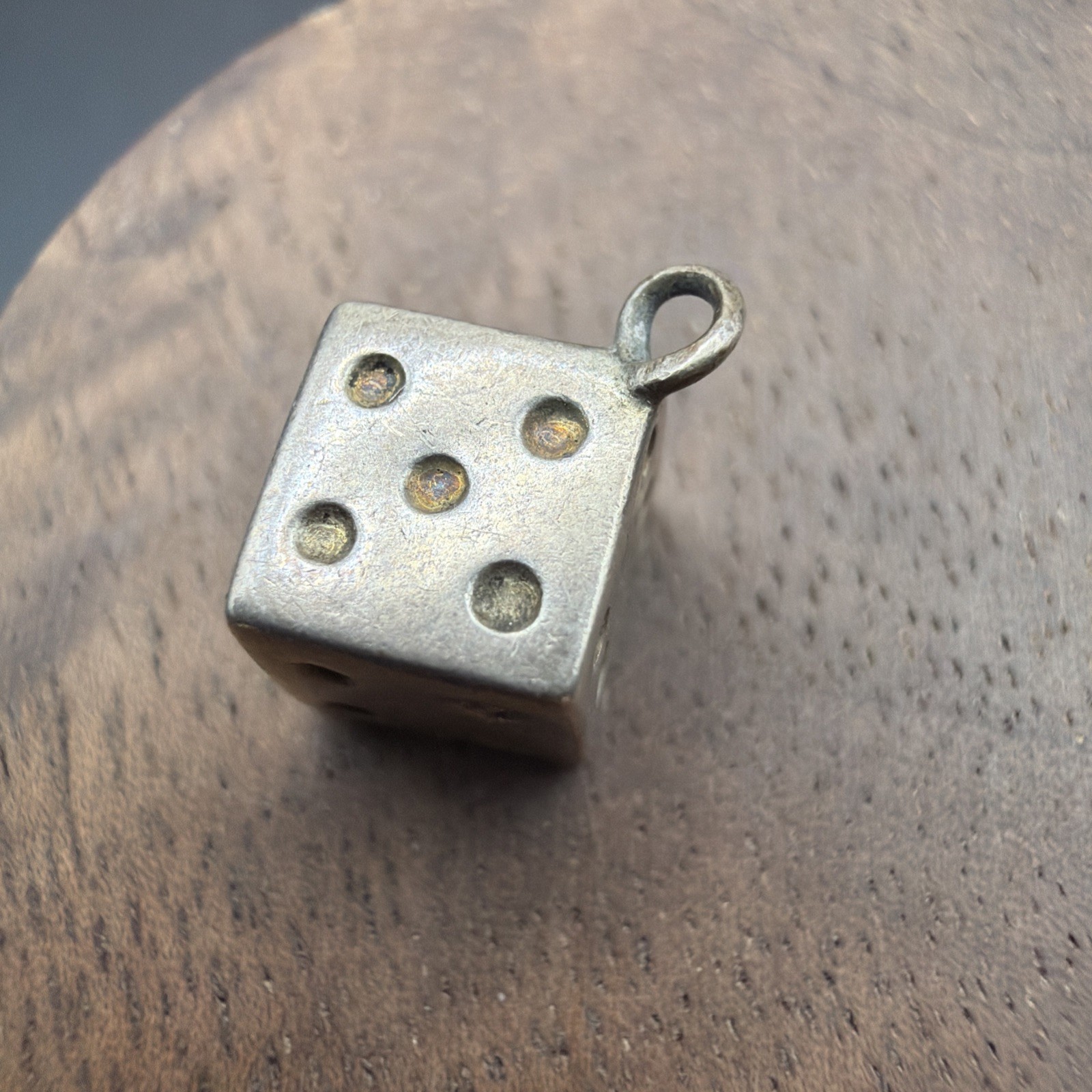 A258. Vintage Sterling Silver Dice Charm Pendant Lucky Gambling Cube