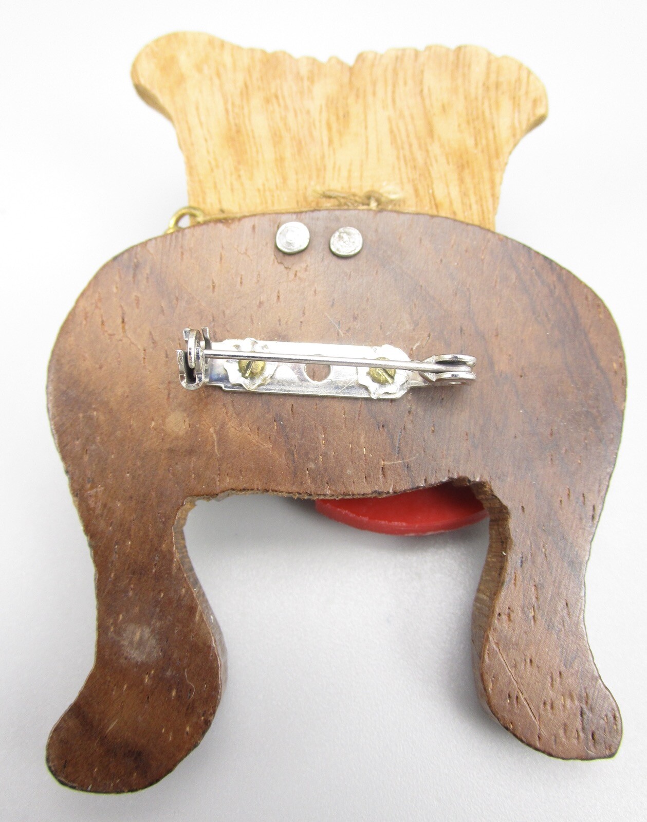 CHARMING VINTAGE “BAKELITE ERA” WOOD & CELLULOID BULLDOG W/ DOG TAG BROOCH PIN
