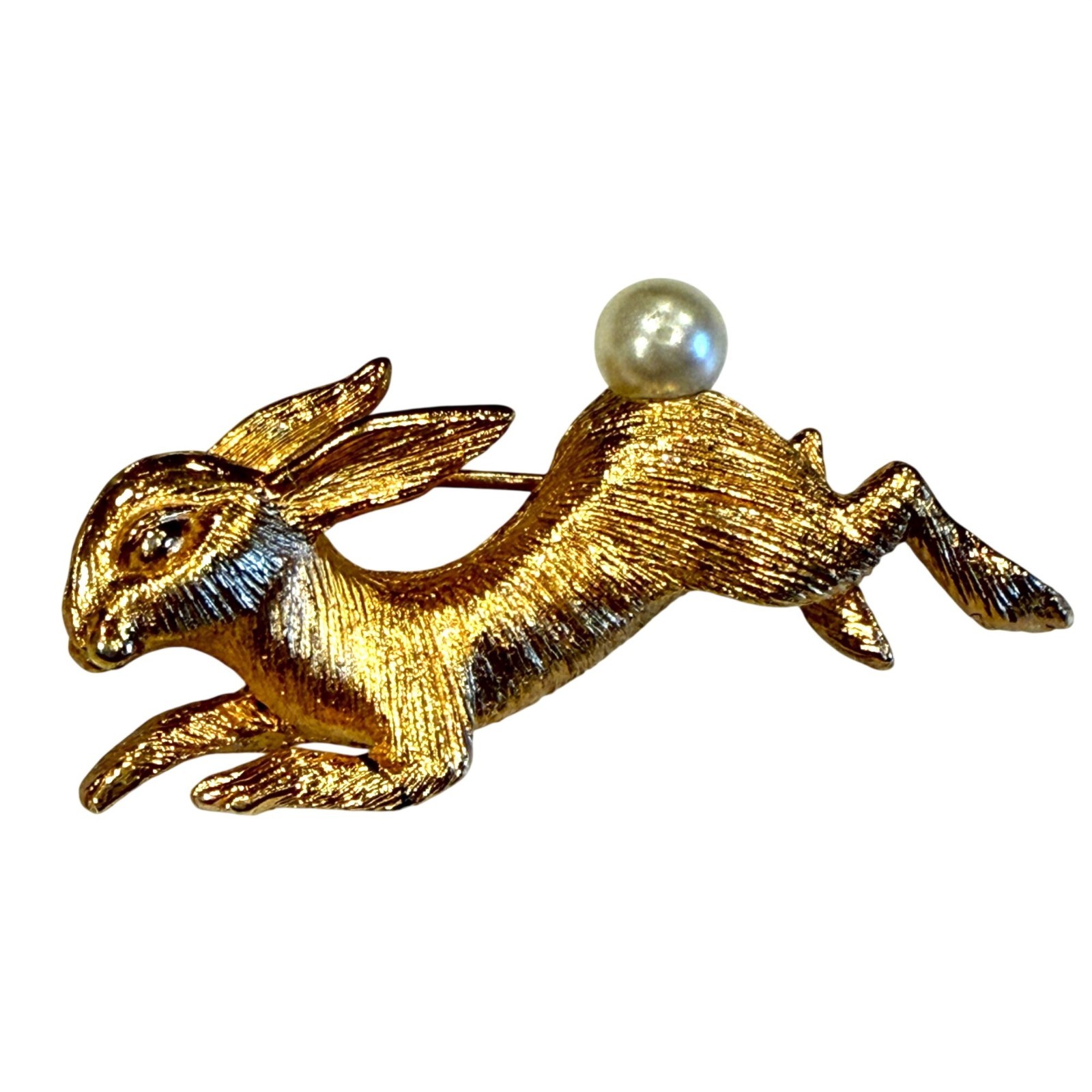 Vintage Napier Hare Rabbit Brooch Pin Leaping Running Goldtone Faux Pearl Tail